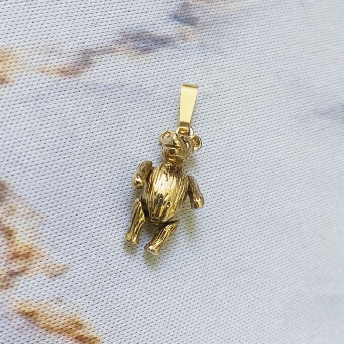 Tiny Teddy Bear in 9ct Gold