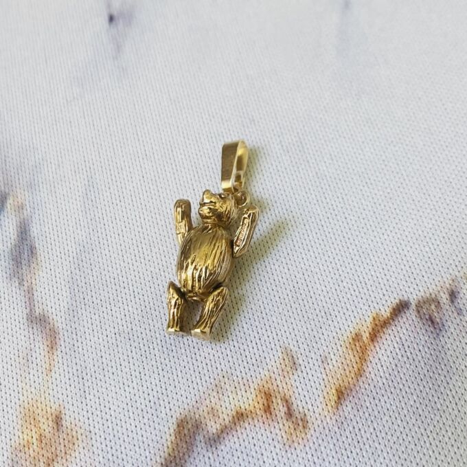 Tiny Teddy Bear in 9ct Gold