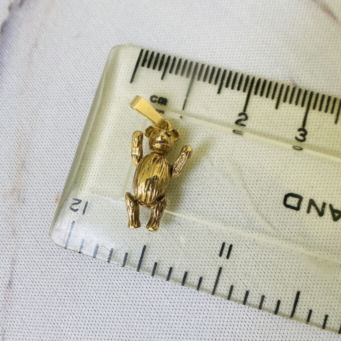 Tiny Teddy Bear in 9ct Gold