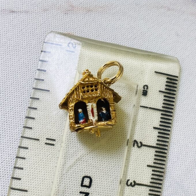 Weather Vane Charm Pendant in 9ct Gold