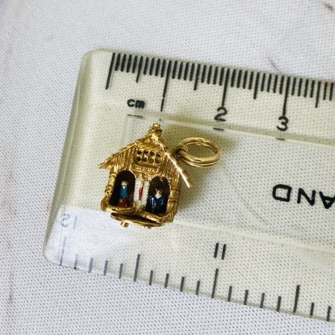 Weather Vane Charm Pendant in 9ct Gold