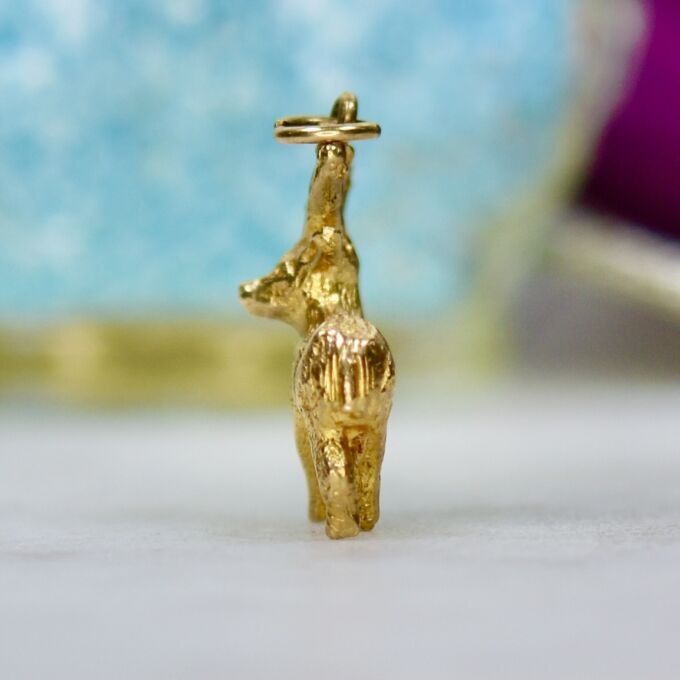 Stag Pendant in 9ct Gold