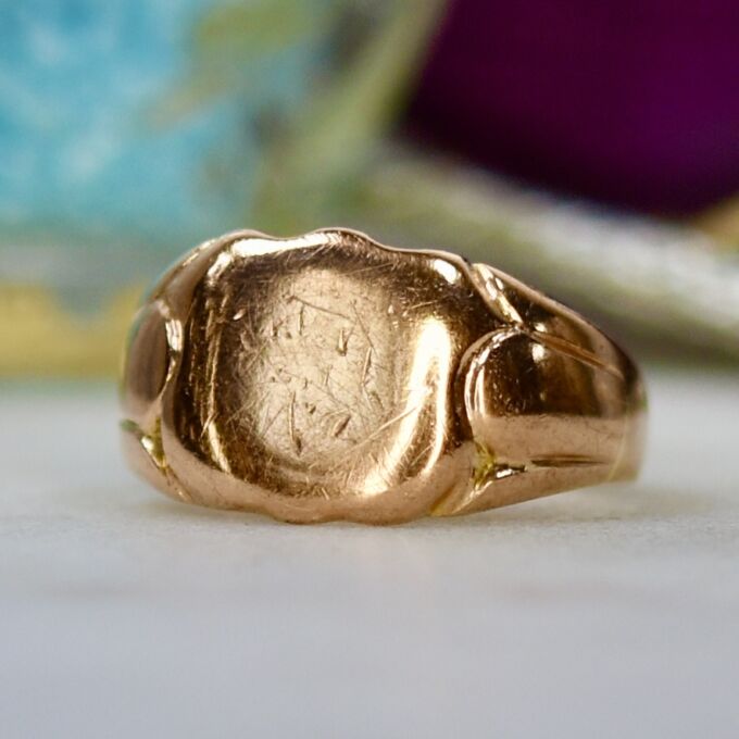 Antique Shield Signet Ring in 9ct Rose Gold