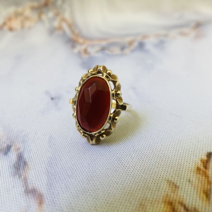 Ornate Carnelian Solitaire Ring in 14ct Gold