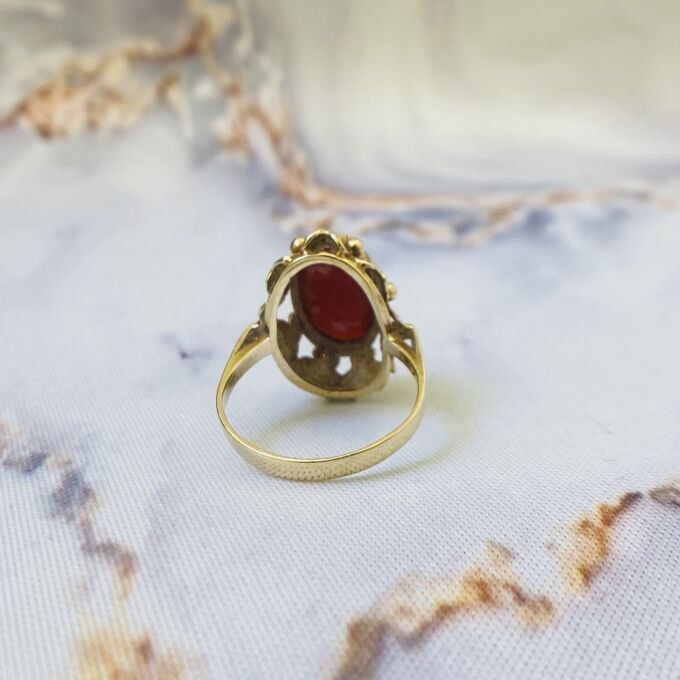 Ornate Carnelian Solitaire Ring in 14ct Gold