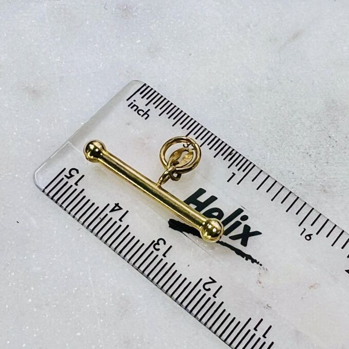 Simple T Bar in 9ct Gold