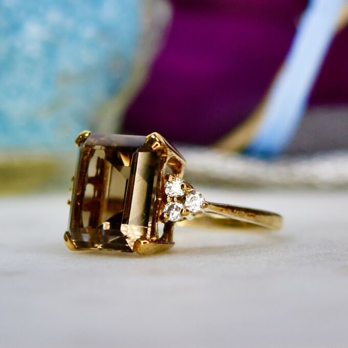 Smoky Quartz Ring in 9ct Gold