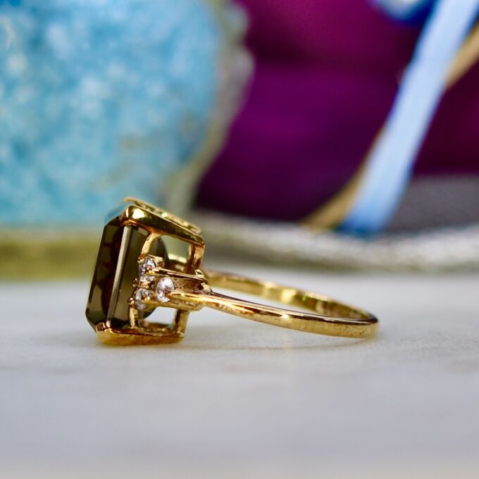 Smoky Quartz Ring in 9ct Gold