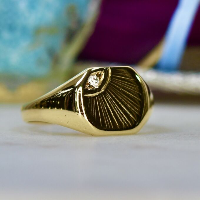 Sun Ray Signet Ring in 9ct Gold