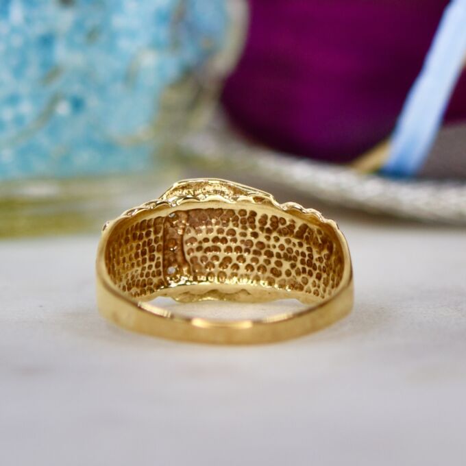 Buckle & Keeper Ring in 9ct Gold