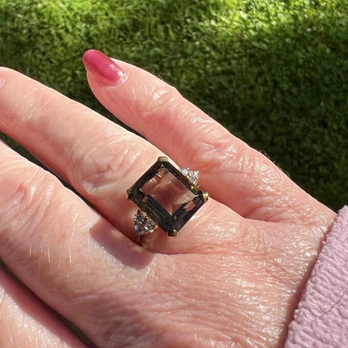 Smoky Quartz Ring in 9ct Gold