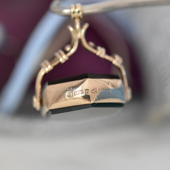 Hexagonal Swivel Fob Pendant in 9ct Gold