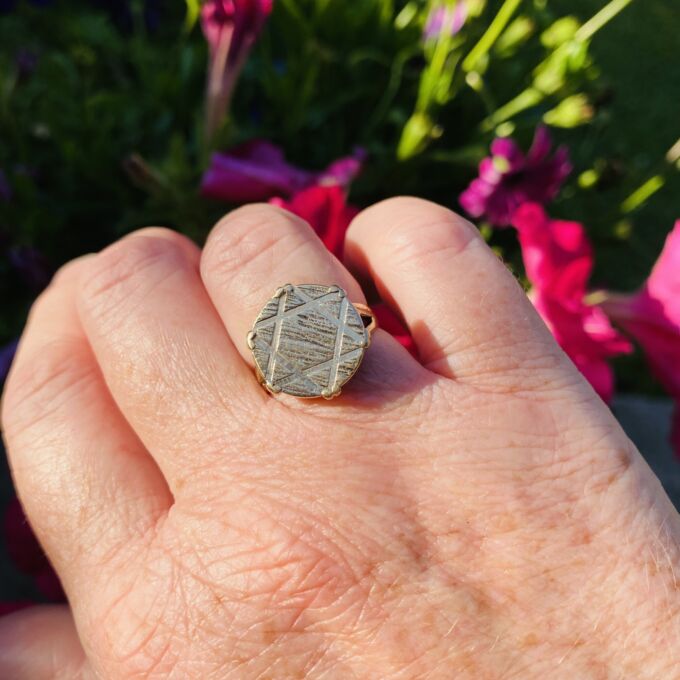 Six Point Star Ring in 9ct Gold