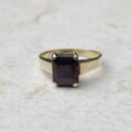 Garnet Solitaire Ring in 9ct Gold