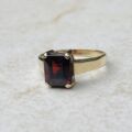 Garnet Solitaire Ring in 9ct Gold