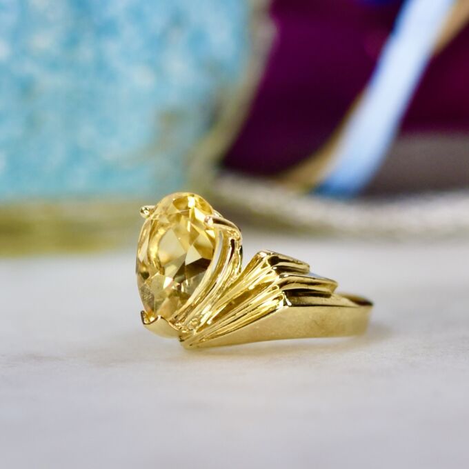 Pear Citrine Ring in 10k Gold