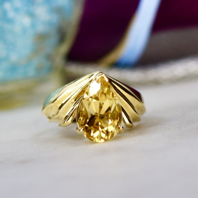 Pear Citrine Ring in 10k Gold