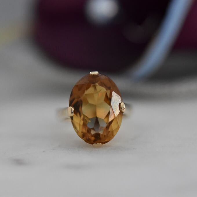 Oval Citrine Ring in 9ct Gold