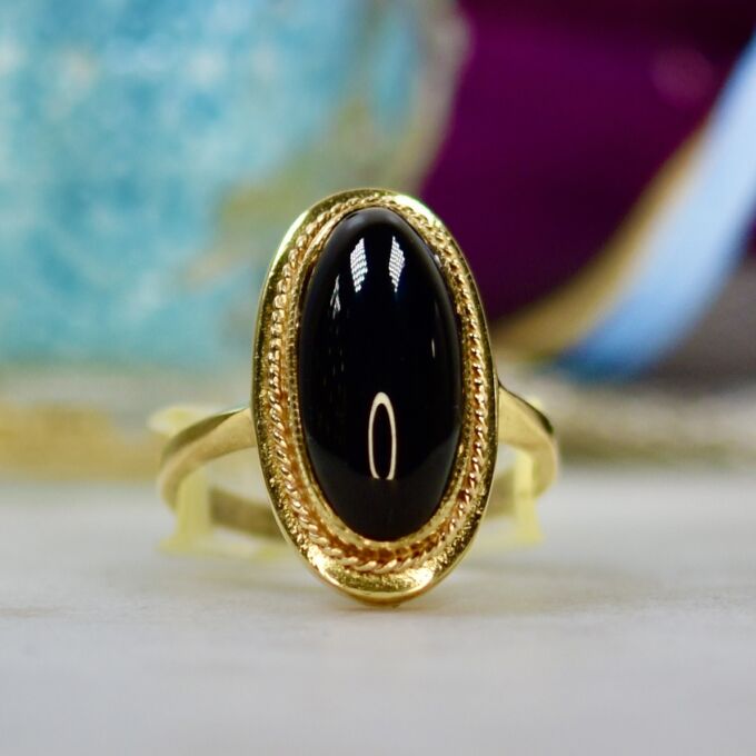 Elongated Onyx Solitaire Ring in 9ct Gold