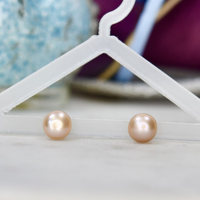 Pink Pearl Stud Earrings in 9ct Gold.