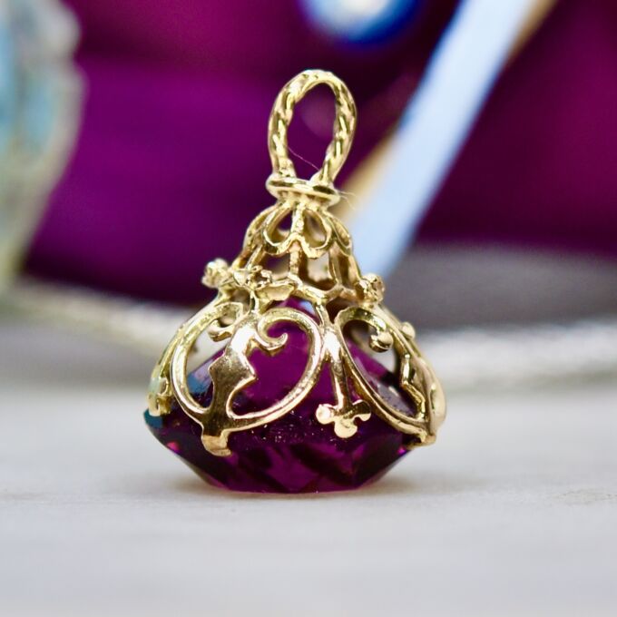 Amethyst Fixed Fob Pendant in 9ct Gold
