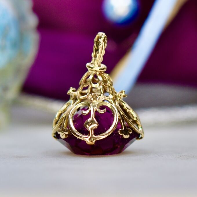 Amethyst Fixed Fob Pendant in 9ct Gold