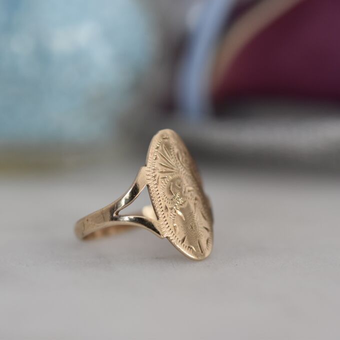 Elongated Oval Engraved Ring in 9ct Gold