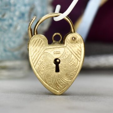 Geometric Design Heart Padlock in 9ct Gold