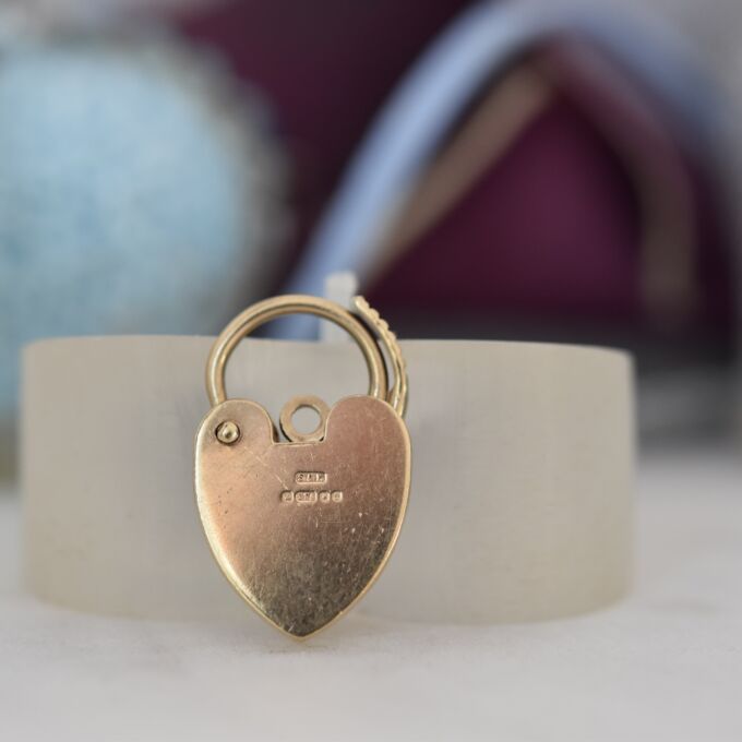 Engraved Front Heart Padlock in 9ct Gold