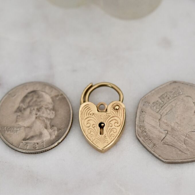 Engraved Front Heart Padlock in 9ct Gold