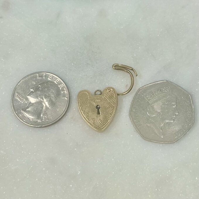 Geometric Design Heart Padlock in 9ct Gold