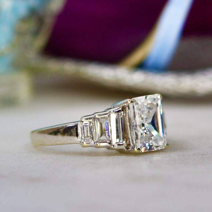 Seven Stone Ring in 9ct White Gold