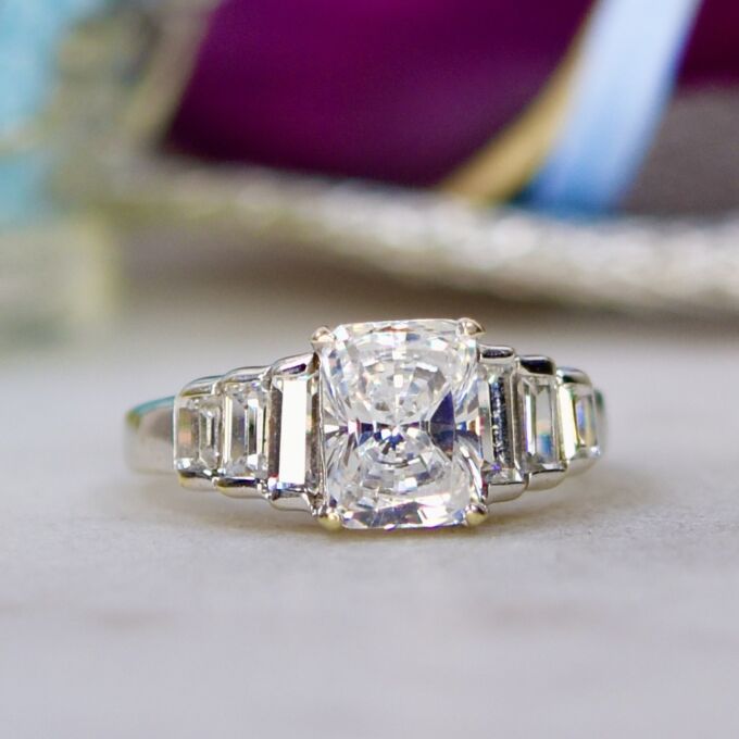 Seven Stone Ring in 9ct White Gold