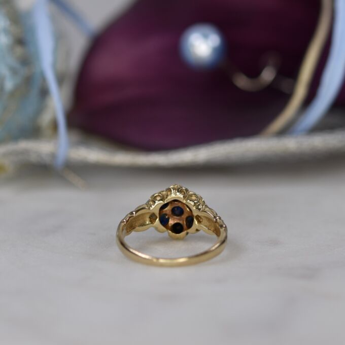 Sapphire Cluster Ring in 9ct Gold