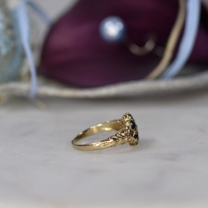 Sapphire Cluster Ring in 9ct Gold