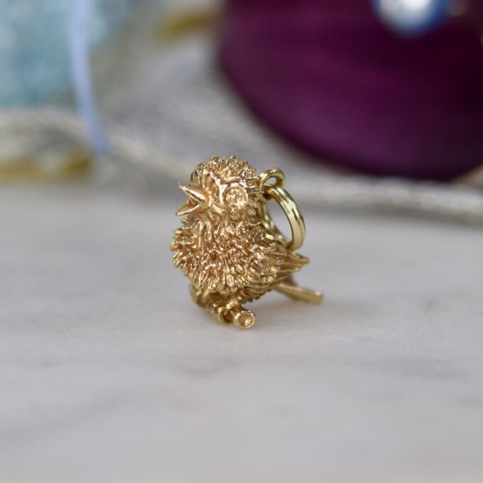 Chirping Bird Pendant in 9ct Gold