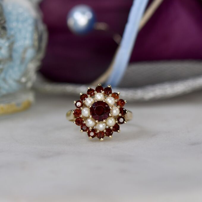 Pearl & Garnet Ring in 9ct Gold