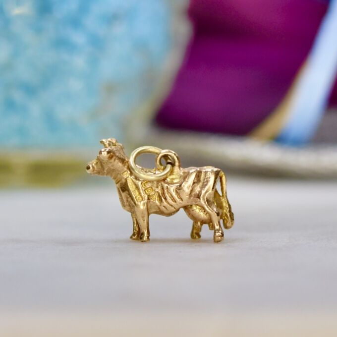 Dairy Cow Charm Pendant in 9ct Gold