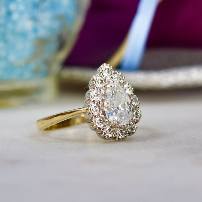 Pear Cluster Ring in 9ct Gold