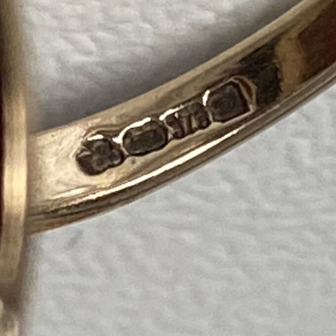 Oval Cabochon Carnelian Solitaire Ring in 9ct Gold