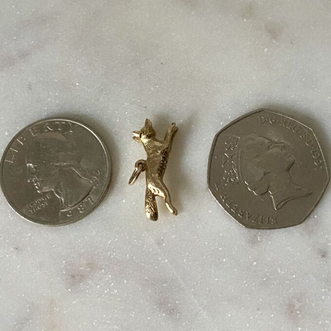 Running Fox Charm Pendant in 9ct Gold
