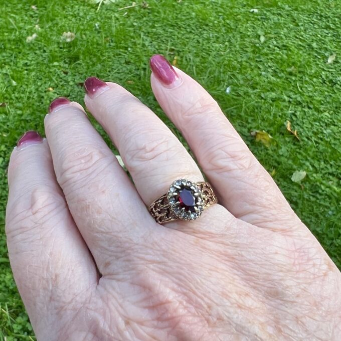 Garnet Ring in 9ct Gold
