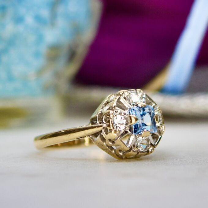 Cross Design Ring in 9ct Gold