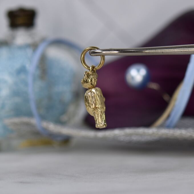 Tiny Teddy Bear in 9ct Gold