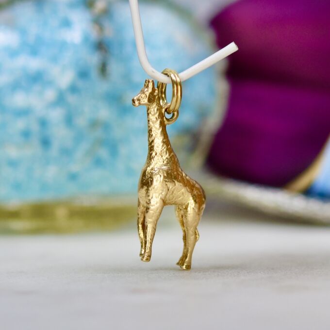 Giraffe Charm Pendant in 9ct Gold