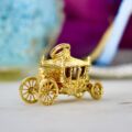 Four Wheel Carriage in 9ct Gold