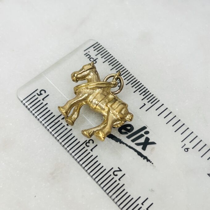 Harness Horse in 9ct Gold