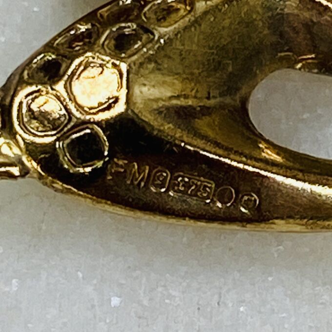 Cute Deer Fawn Charm in 9ct Gold