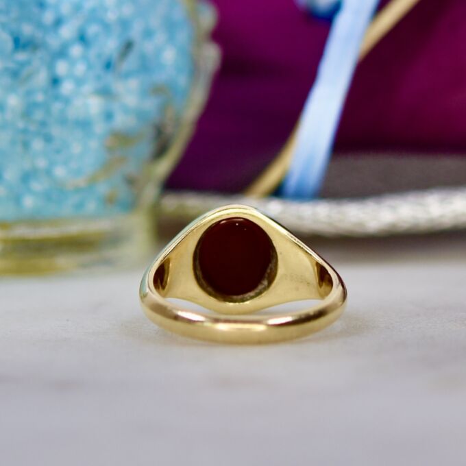 Carnelian Signet Ring in 9ct Gold