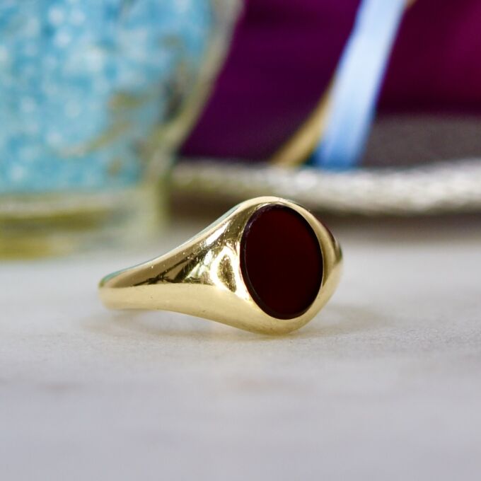 Carnelian Signet Ring in 9ct Gold